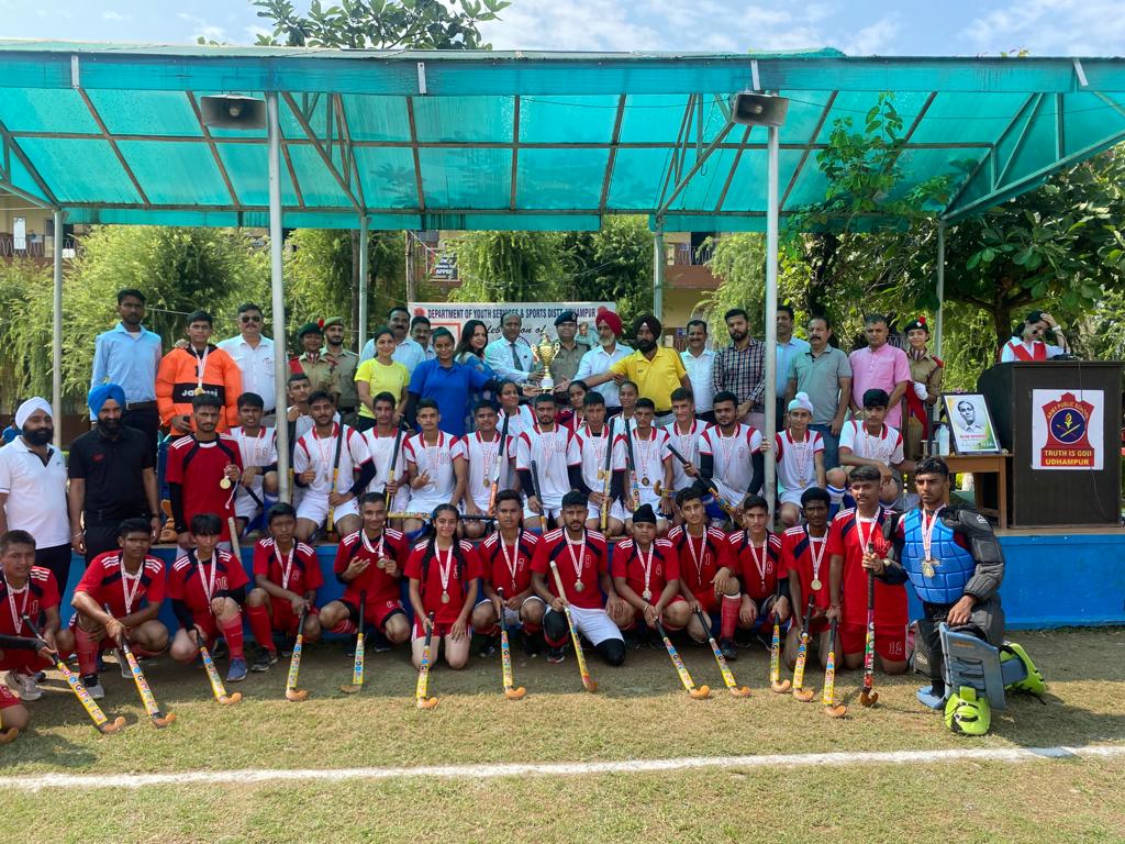 National-Sports-day-was-celebrated-in-APS-UDHAMPUR-with-great- pomp-and-show